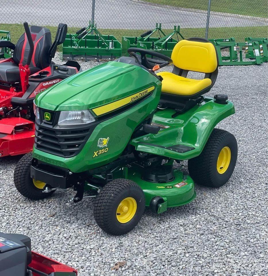 John Deere X350 小型曳引機
