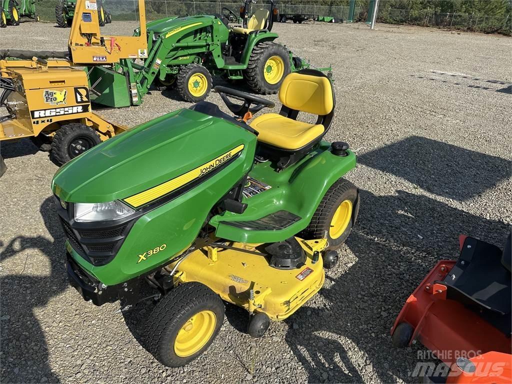 John Deere x380 小型曳引機