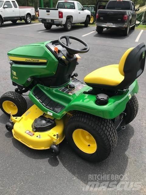 John Deere X380 小型曳引機