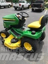 John Deere X380 小型曳引機