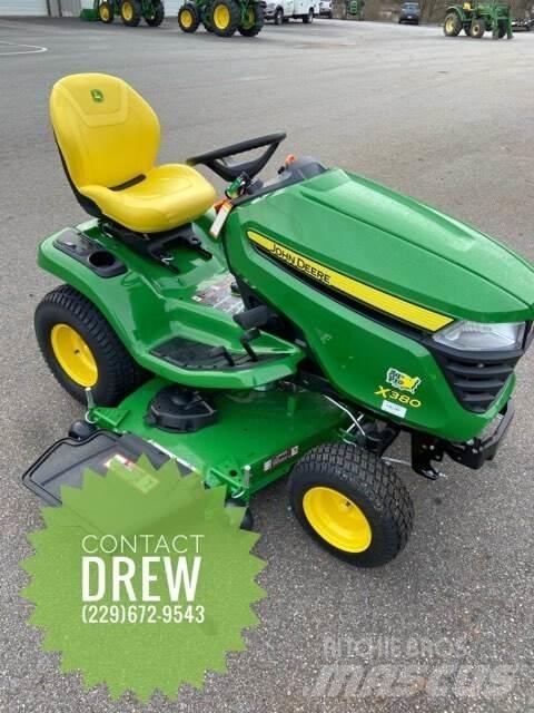 John Deere X380 小型曳引機