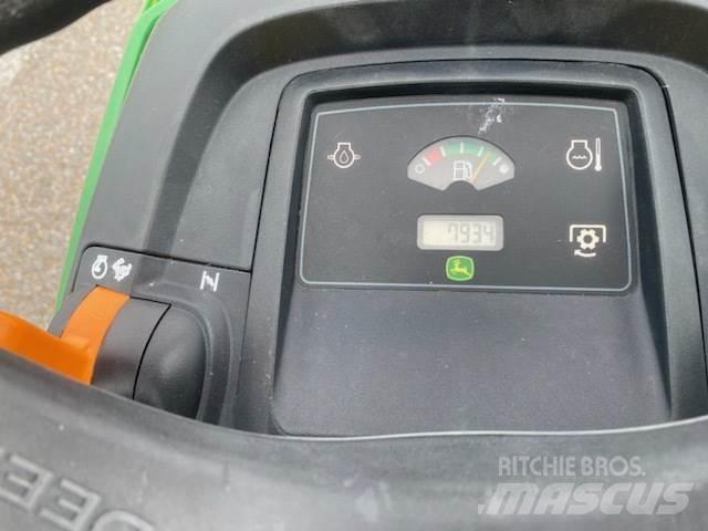 John Deere X540 小型曳引機