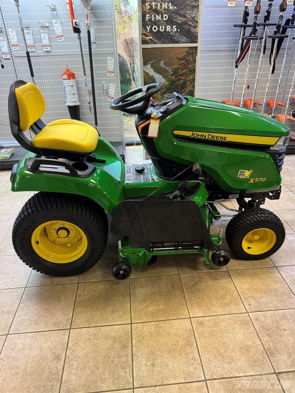 John Deere X570 小型曳引機