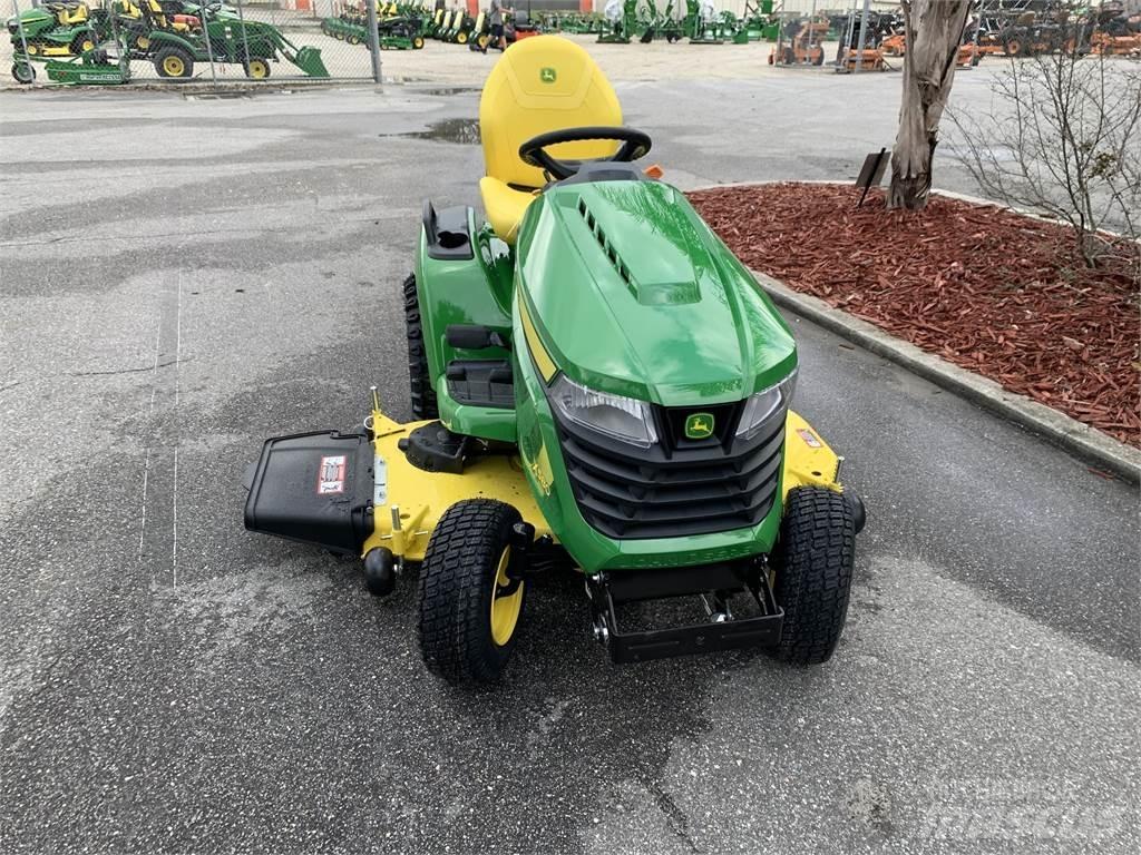 John Deere X580 小型曳引機