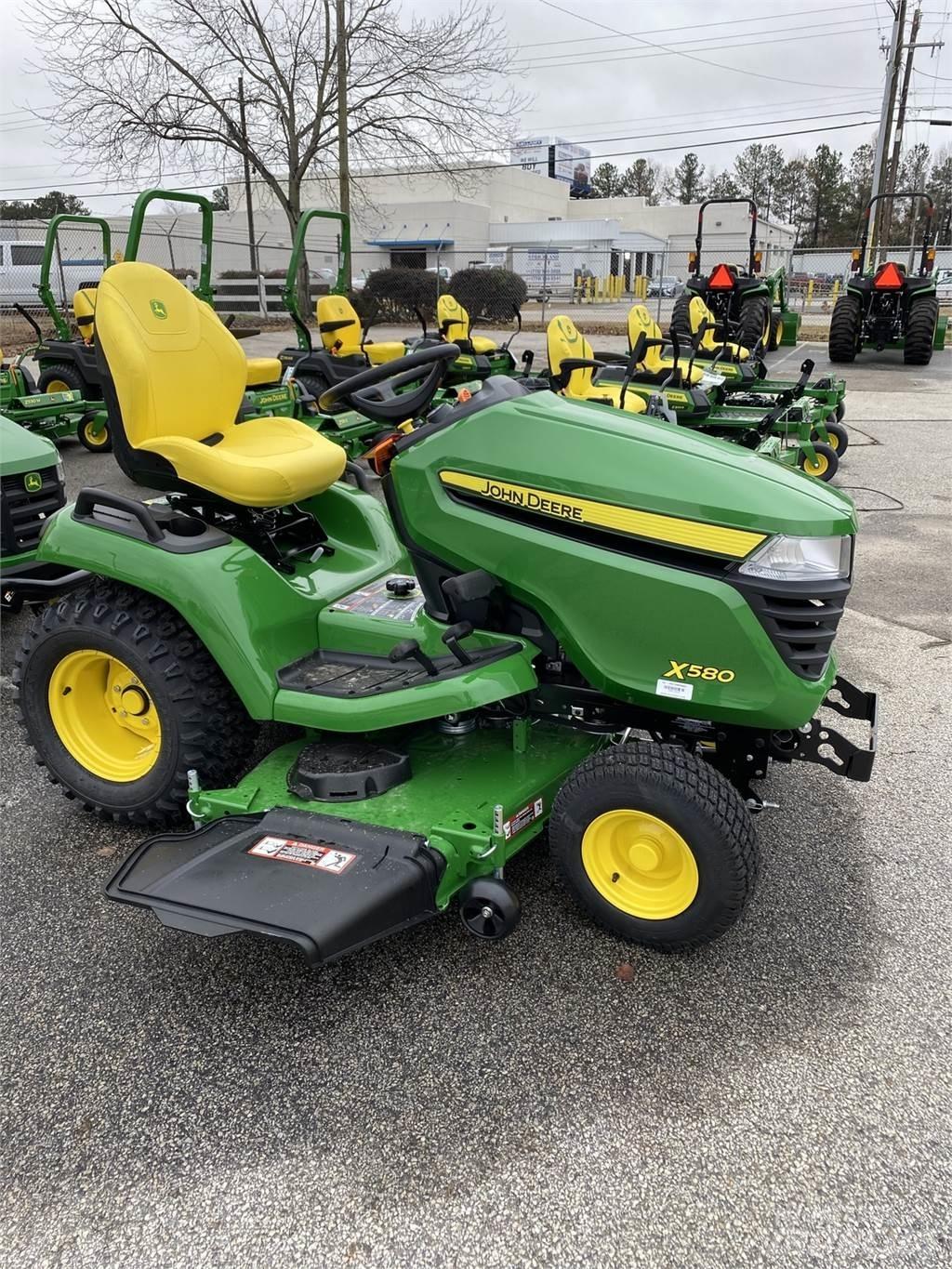 John Deere X580 小型曳引機