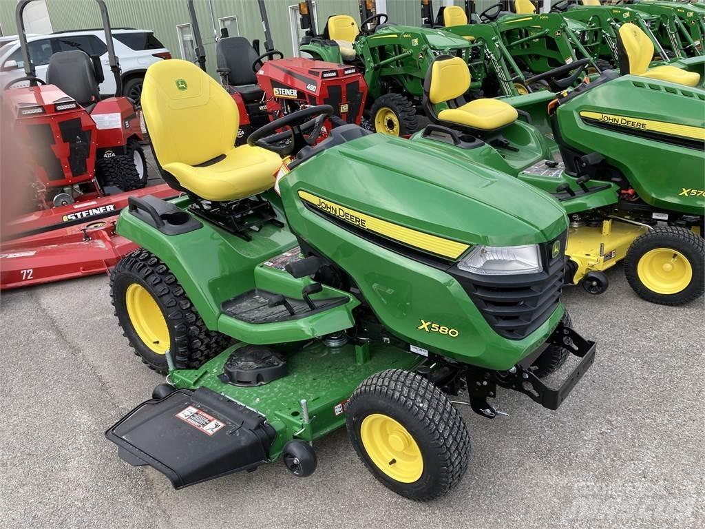 John Deere X580 小型曳引機