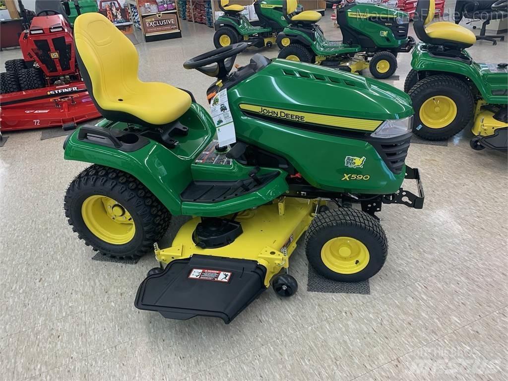 John Deere X590 小型曳引機