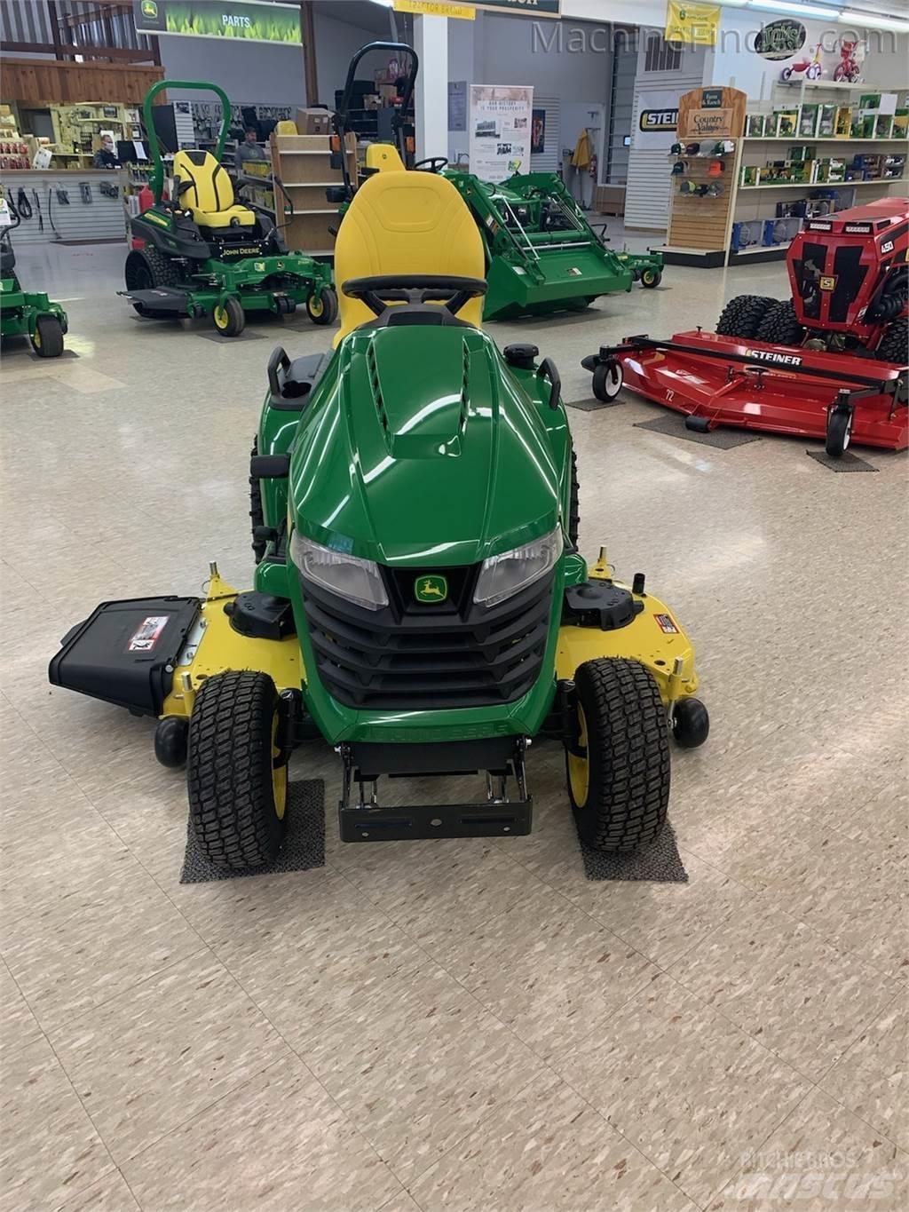 John Deere X590 小型曳引機