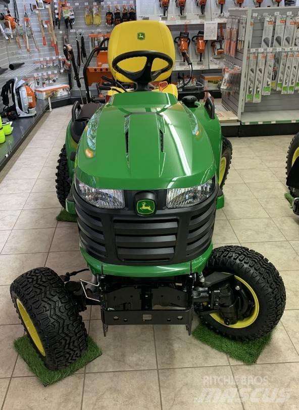 John Deere X739 小型曳引機