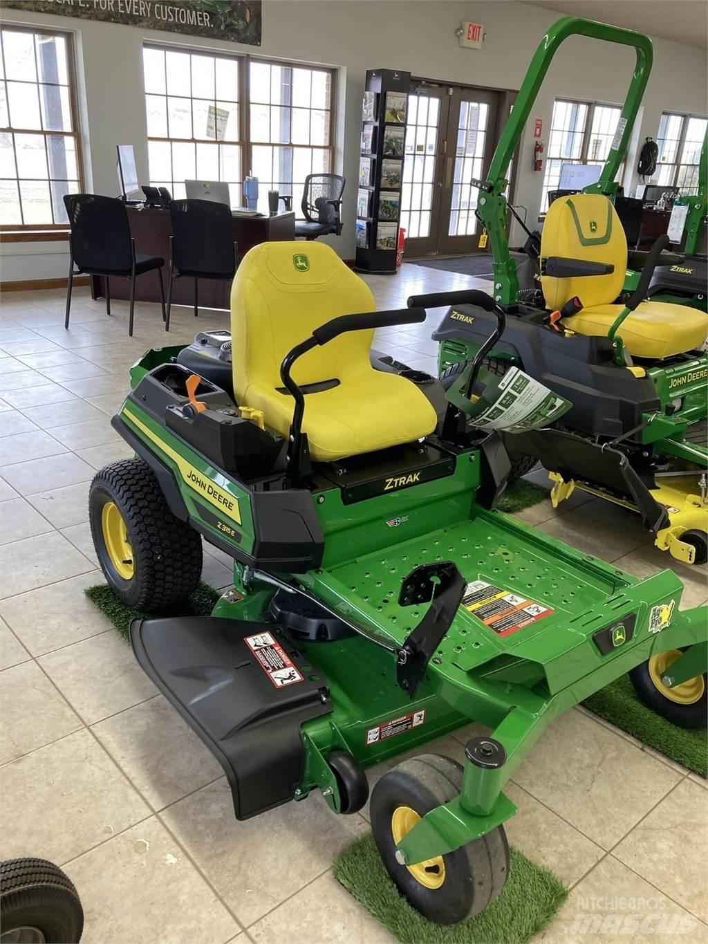 John Deere Z315E 零迴轉割草機