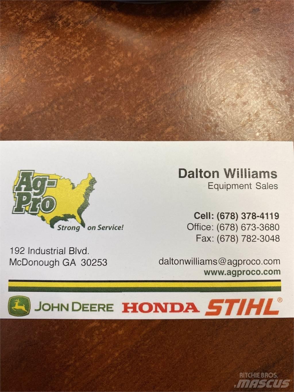 John Deere Z320R 零迴轉割草機