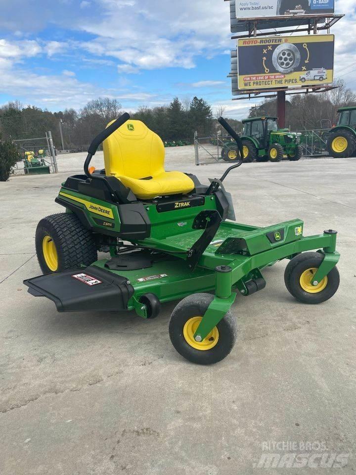 John Deere Z325E 零迴轉割草機