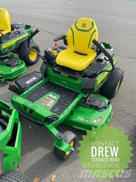 John Deere Z330R 零迴轉割草機