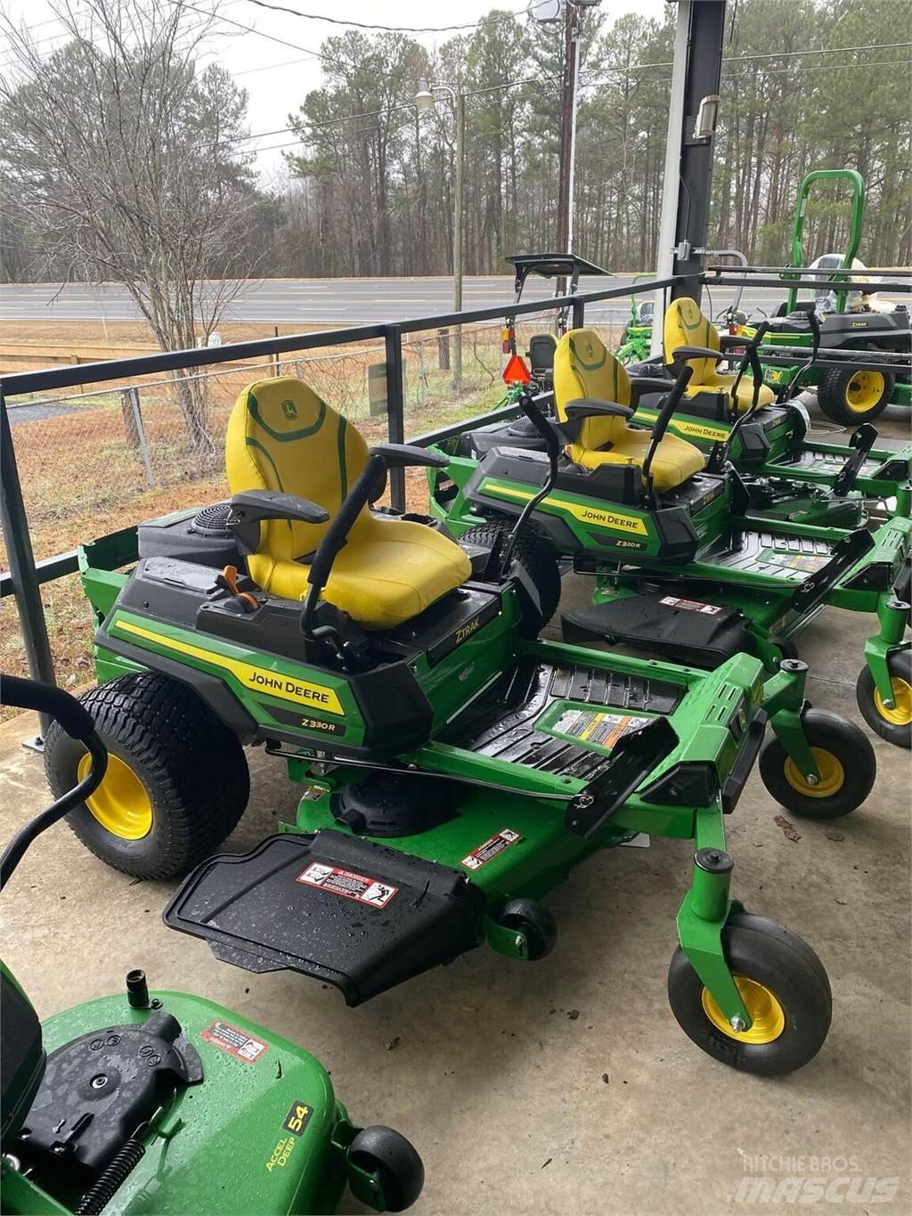 John Deere Z330R 零迴轉割草機