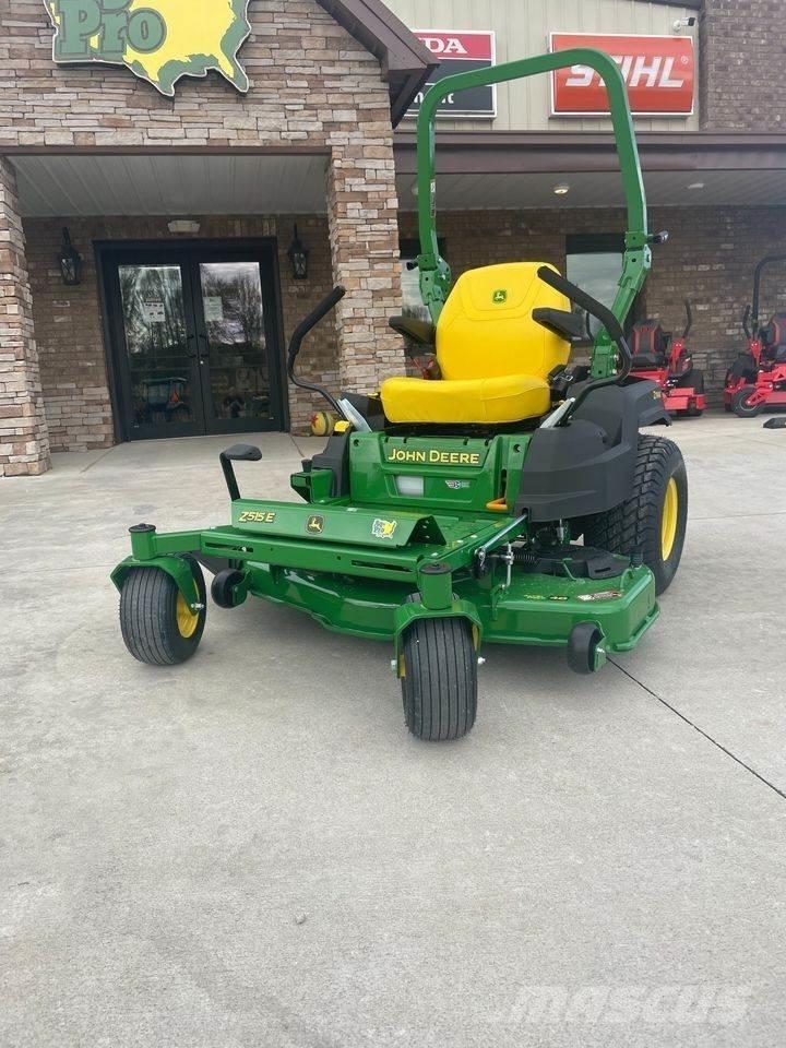 John Deere Z515E 零迴轉割草機