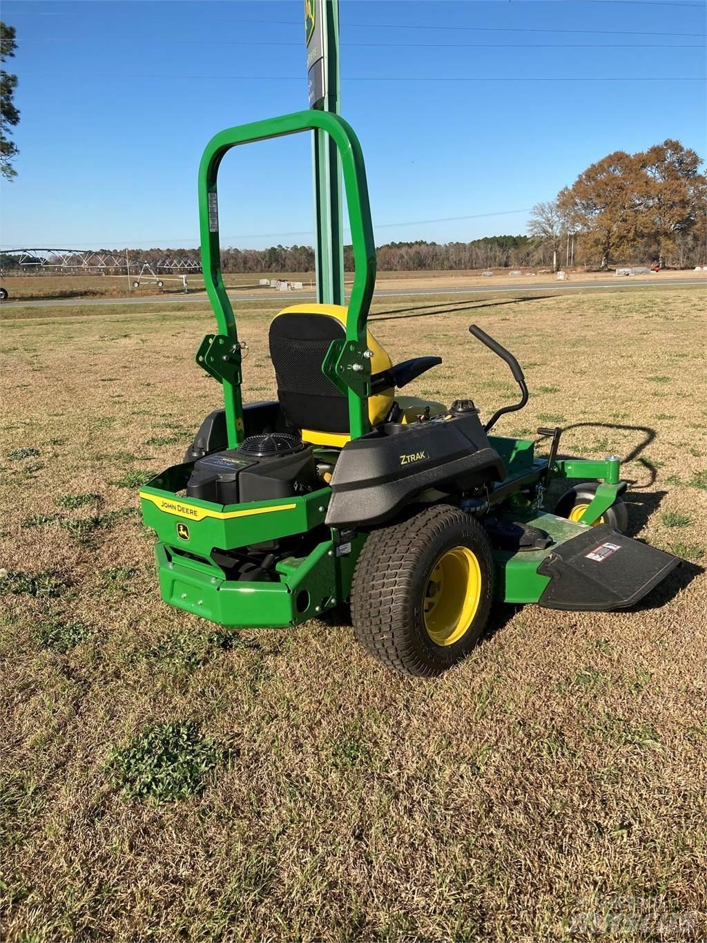 John Deere Z720E 零迴轉割草機