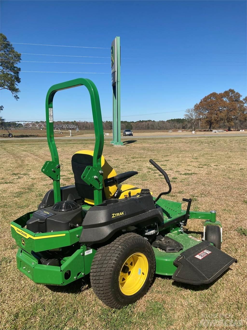 John Deere Z720E 零迴轉割草機