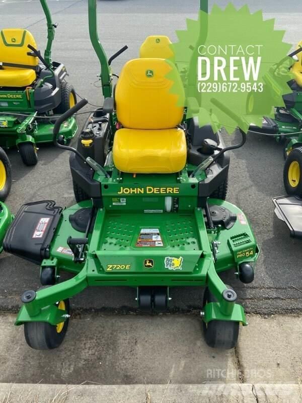 John Deere Z720E 零迴轉割草機