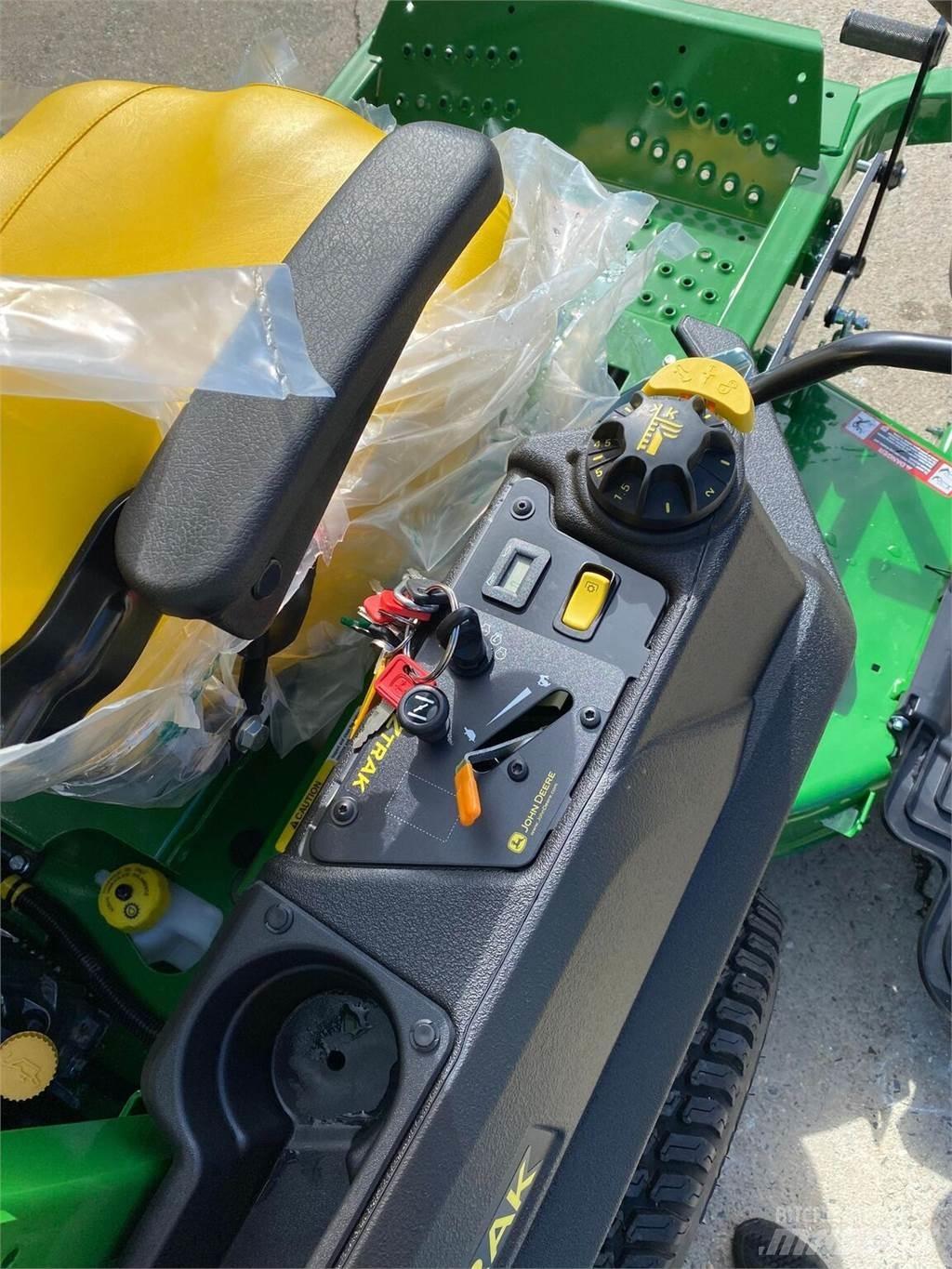 John Deere Z720E 零迴轉割草機