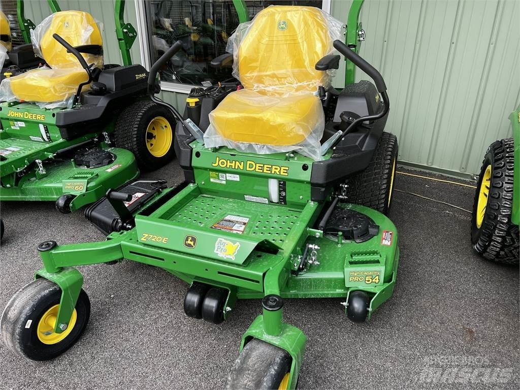 John Deere Z720E 零迴轉割草機