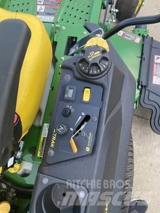 John Deere Z720E 零迴轉割草機