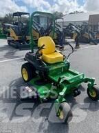 John Deere Z735E 零迴轉割草機