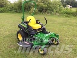John Deere Z915E 零迴轉割草機