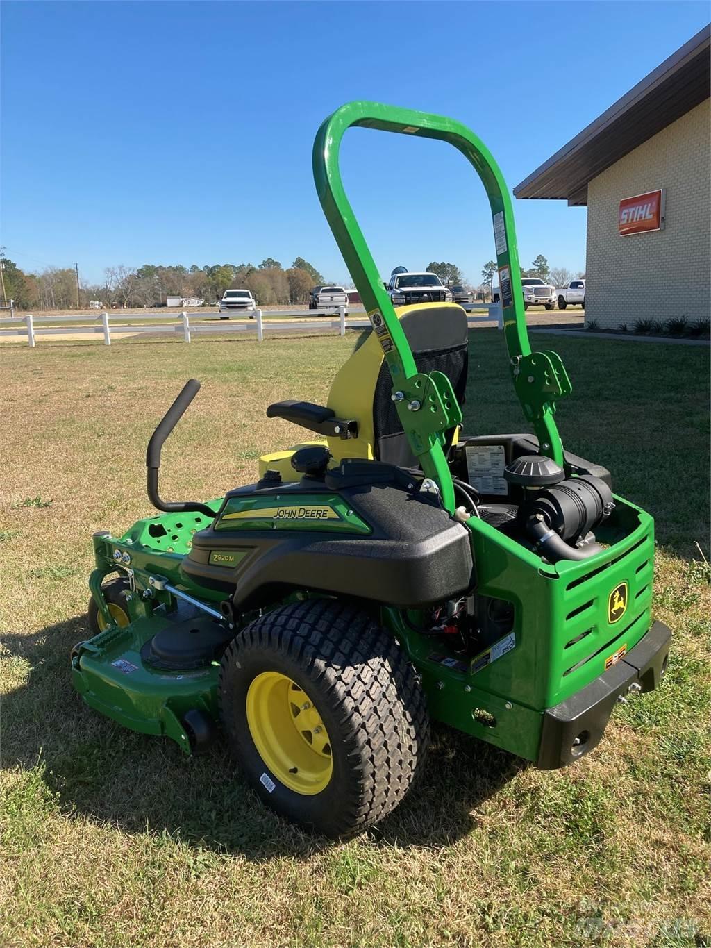 John Deere Z920M 零迴轉割草機