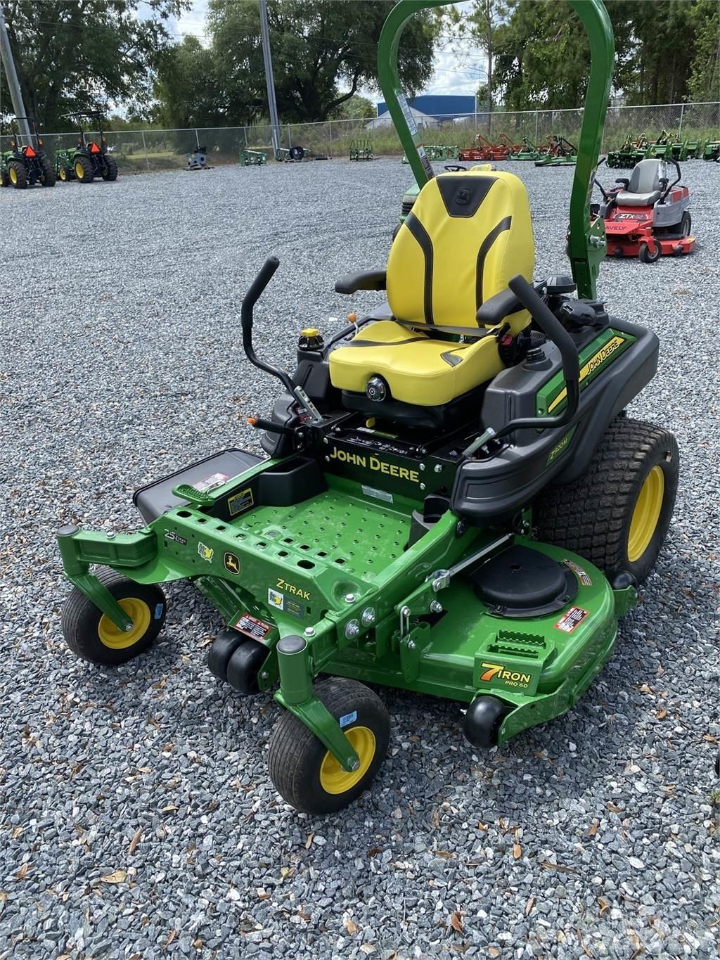 John Deere Z920M 零迴轉割草機