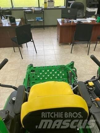 John Deere Z920M 零迴轉割草機