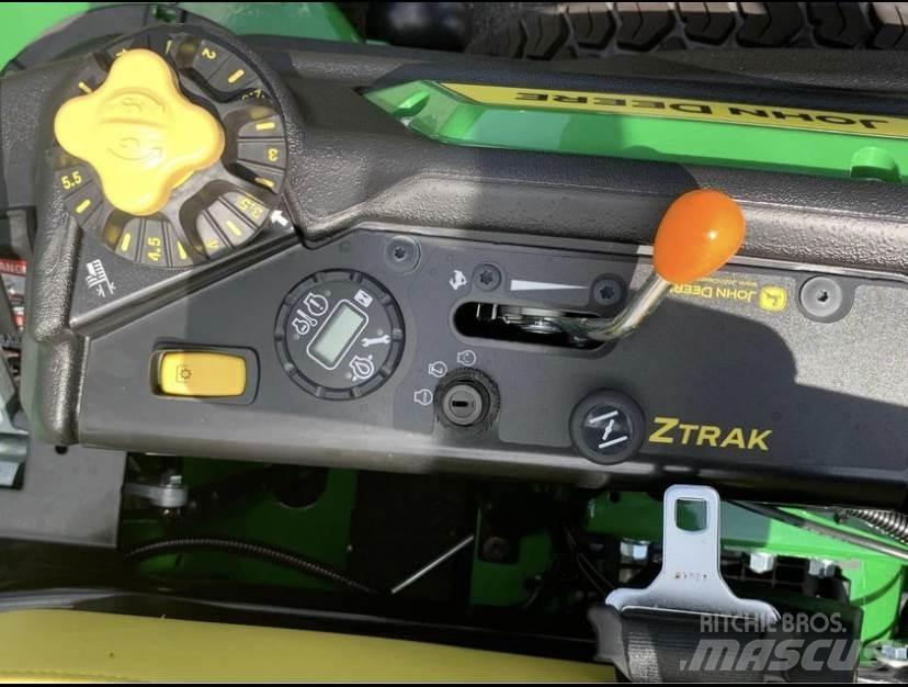 John Deere Z930M 零迴轉割草機