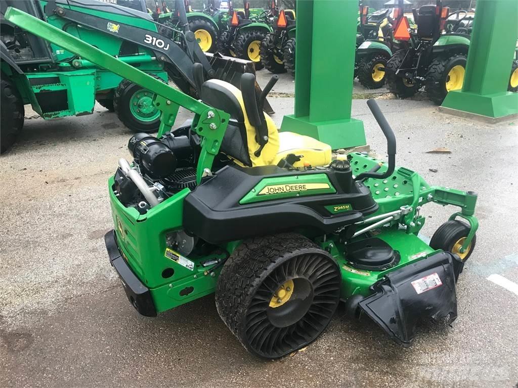 John Deere Z945M 零迴轉割草機
