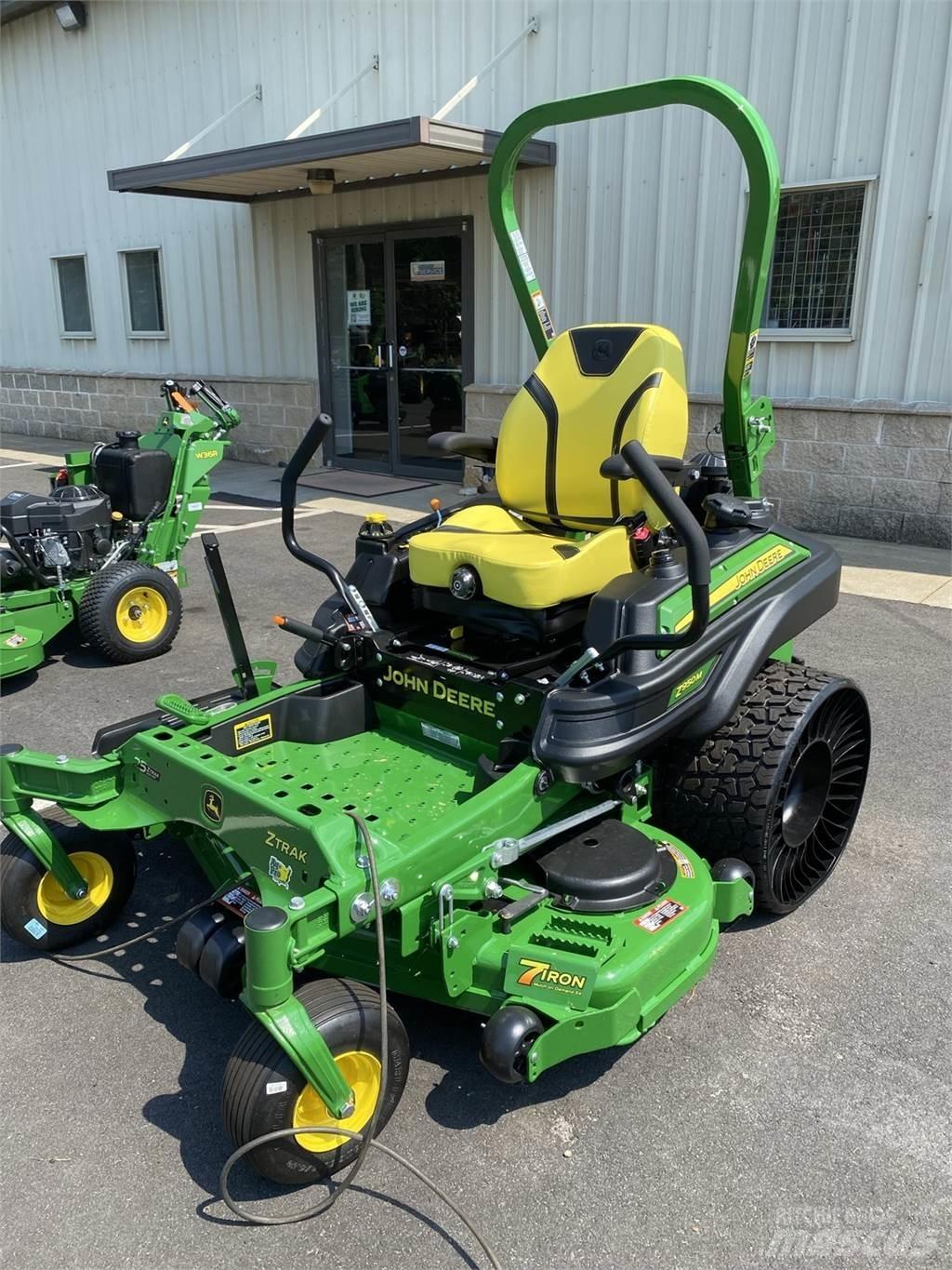 John Deere Z950M 零迴轉割草機