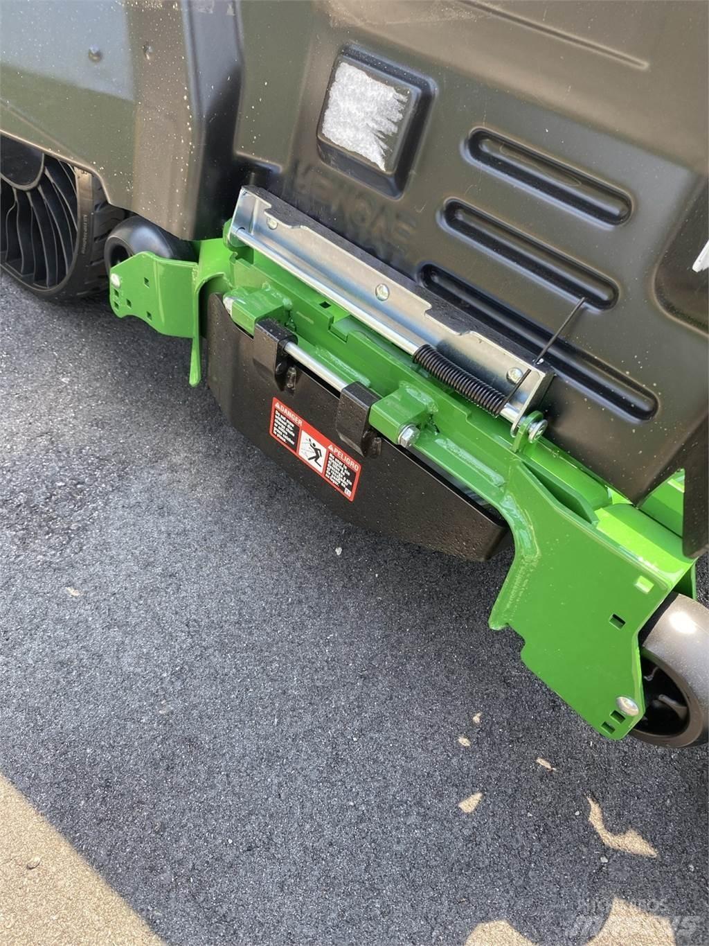 John Deere Z950M 零迴轉割草機