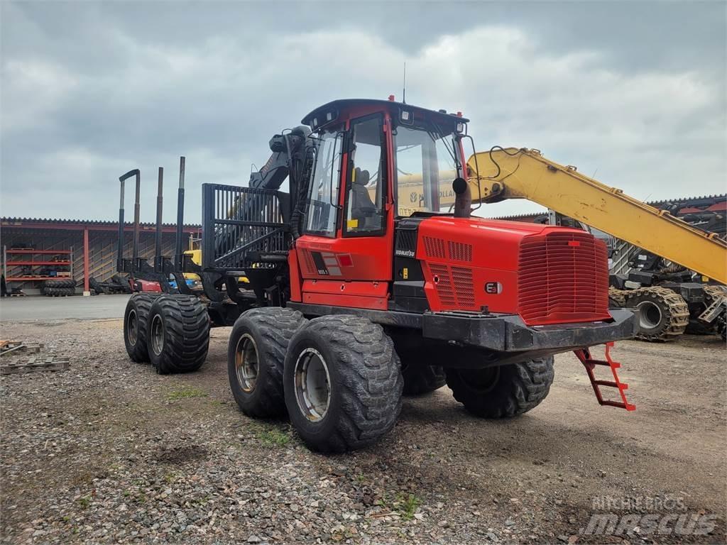 Komatsu 855 集運機