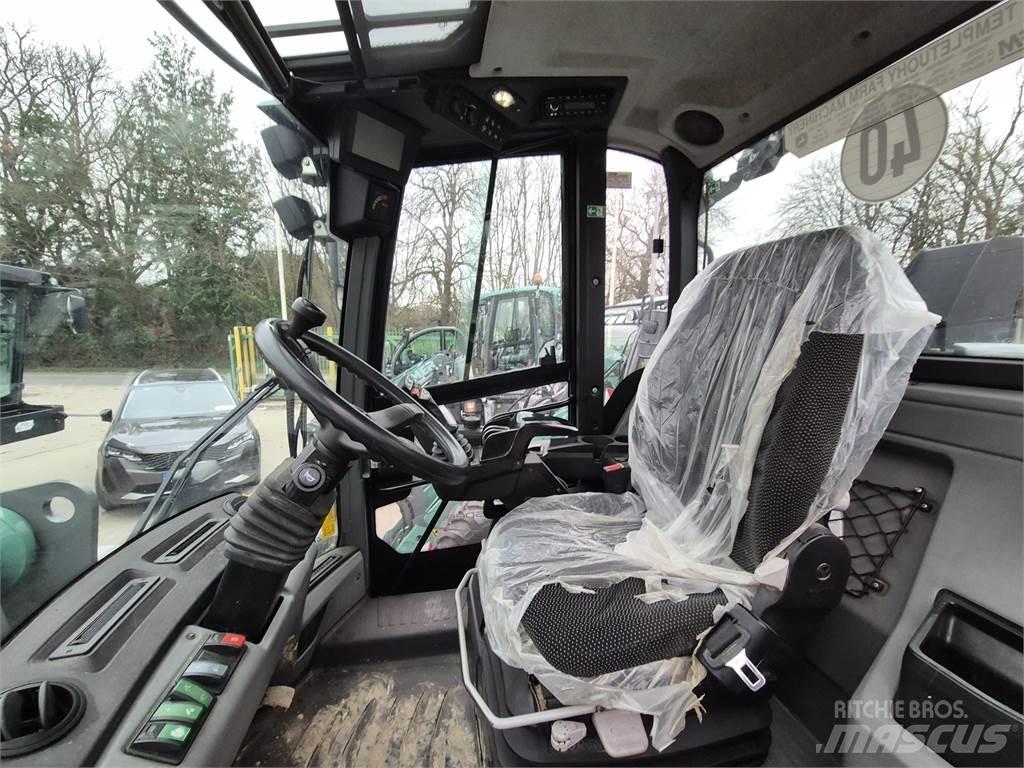 Kramer KL 55.8T 農業用伸縮臂裝載機