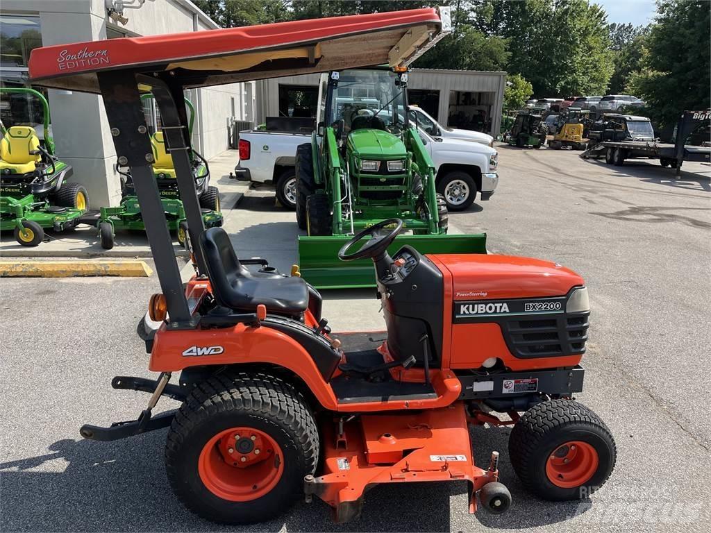Kubota BX2200 小型曳引機