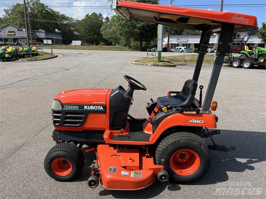 Kubota BX2200 小型曳引機