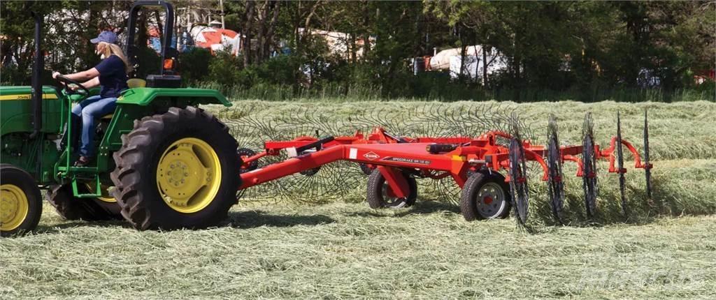 Kuhn SR110 耙與翻草機