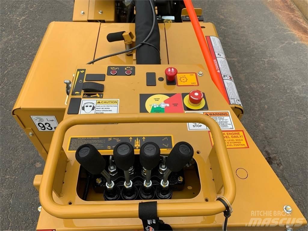 Rayco RG37T 樹樁破碎機