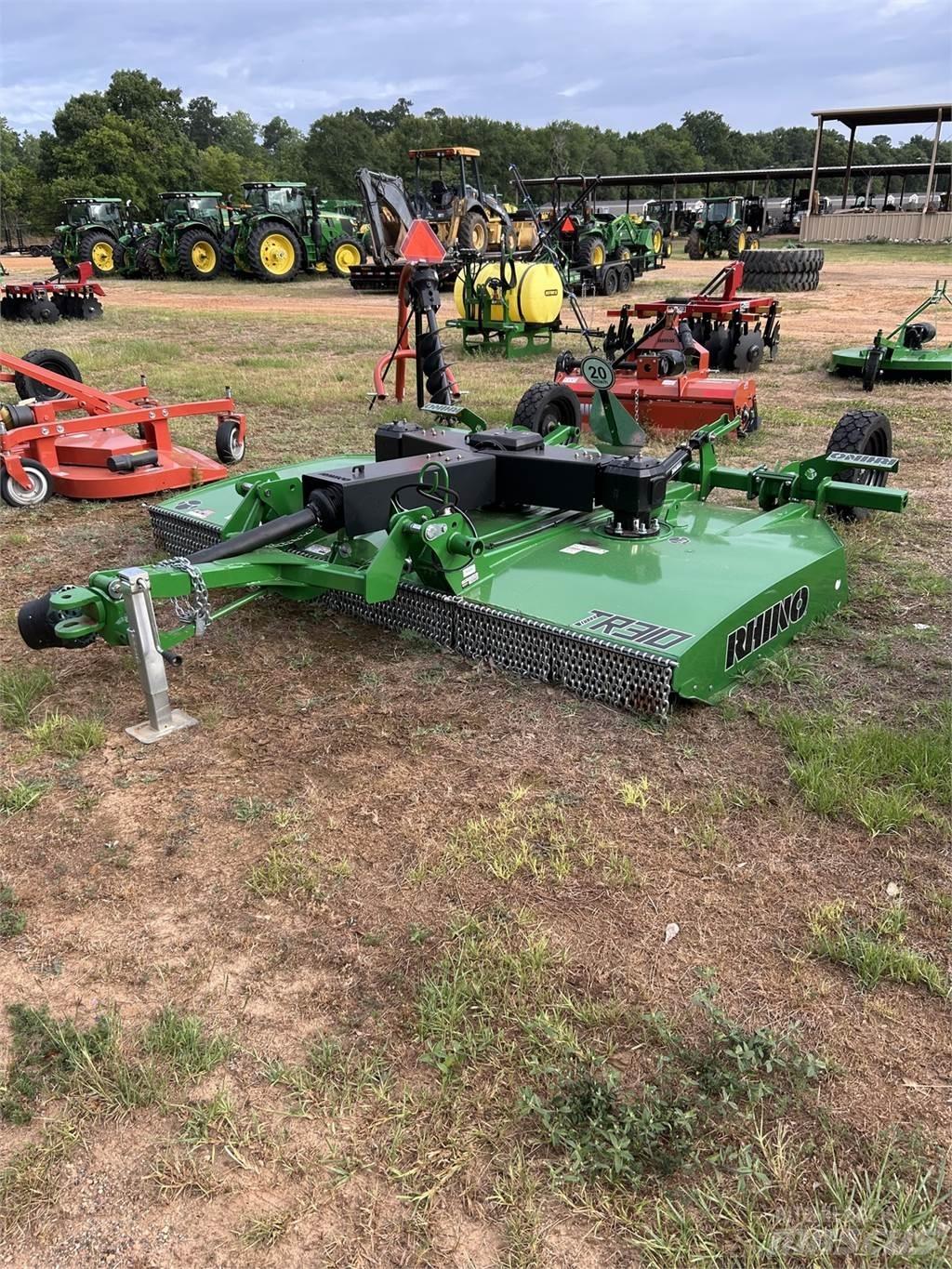 Rhino TR310 草捆撕碎機、切割機、拆袋機