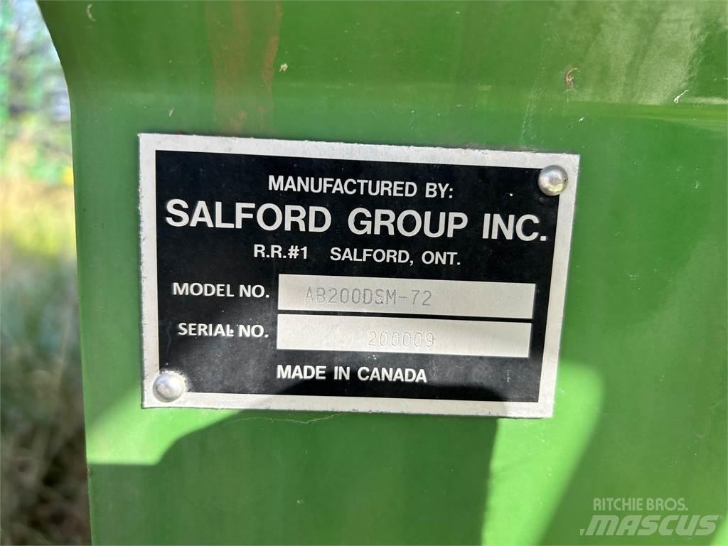 Salford 6700 牽引式噴霧機