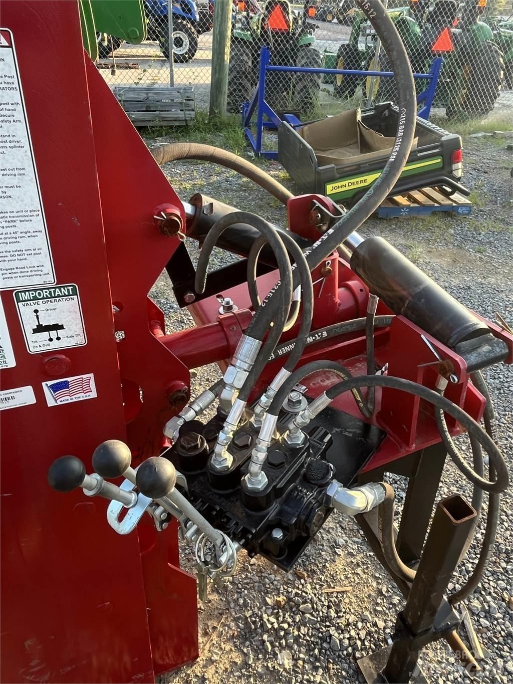  Shaver HS-12 前端裝載機和挖掘機