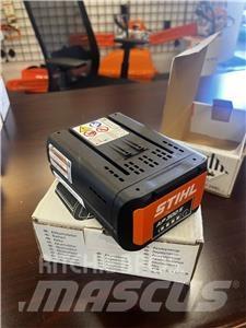 Stihl AP300S 高爾夫球車