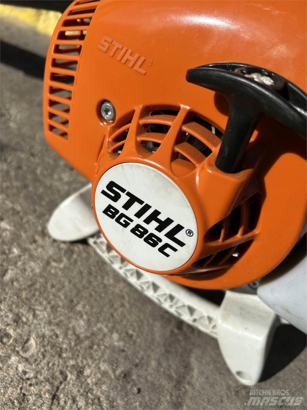 Stihl BG86 高爾夫球車