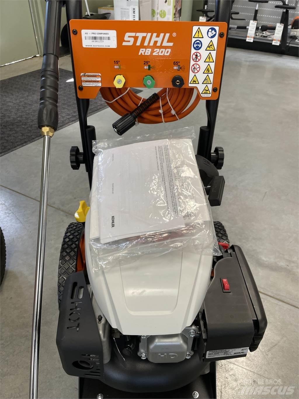 Stihl RB200 高爾夫球車