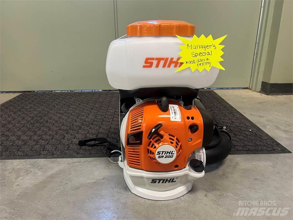 Stihl SR200 高爾夫球車