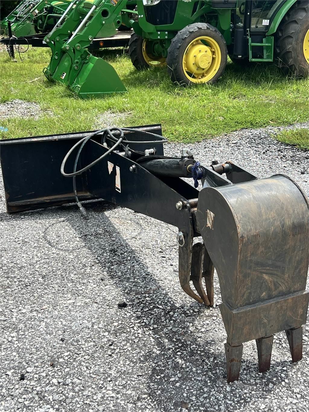 Tiger Backhoe 其他