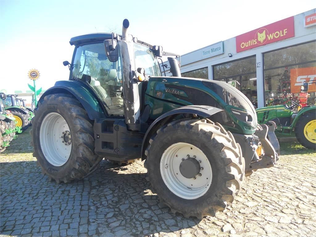 Valtra T174 曳引機