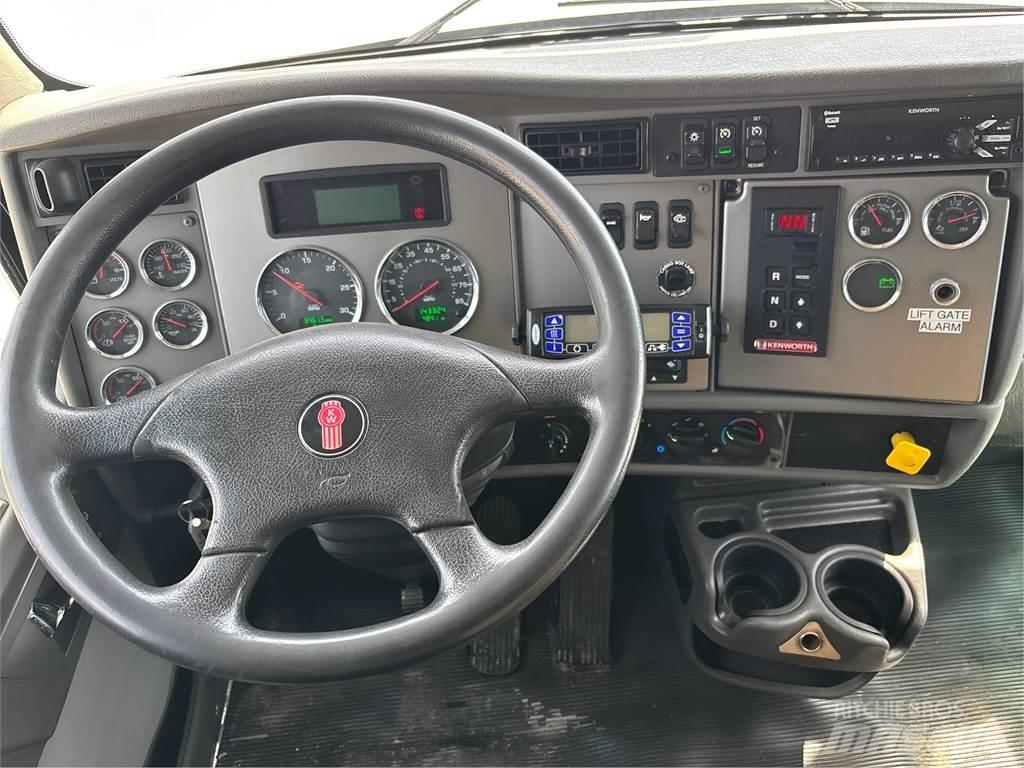 Kenworth T270 貨箱式卡車